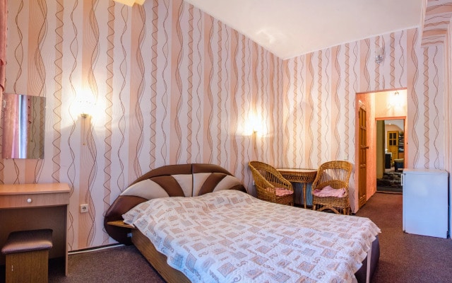 Sunrise Hotel