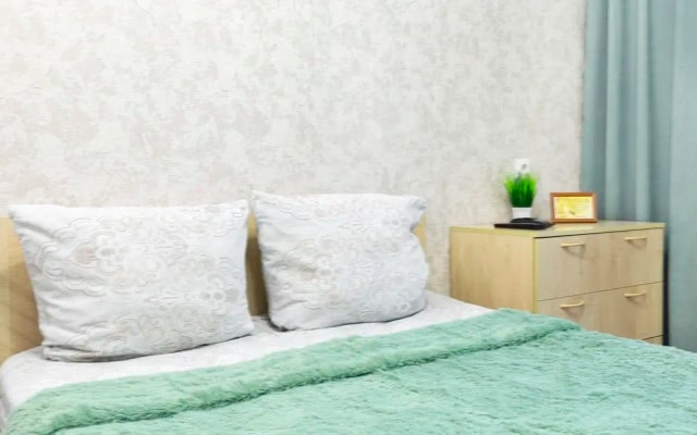 Апартаменты Prince Apartments на Проспекте Строителей 18 (126)