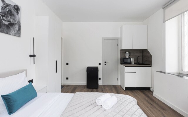 Apartments Ярцевская 1-2