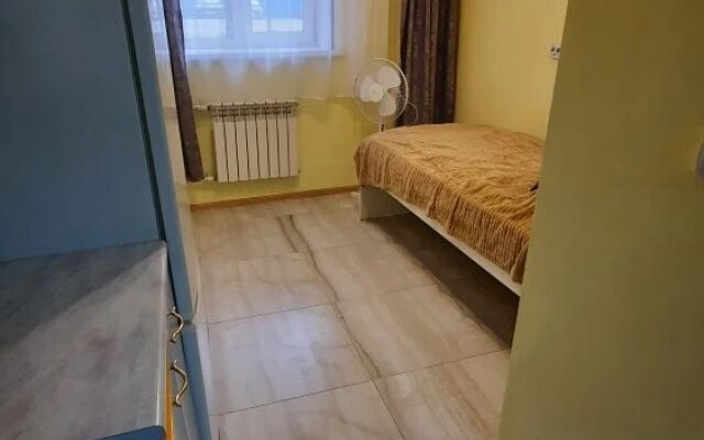 Квартира Бюджетная студия для 1 гостя в районе улицы Фадеева