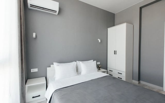 Апартаменты Red Apartments Арт Лайт Сити Леонардо
