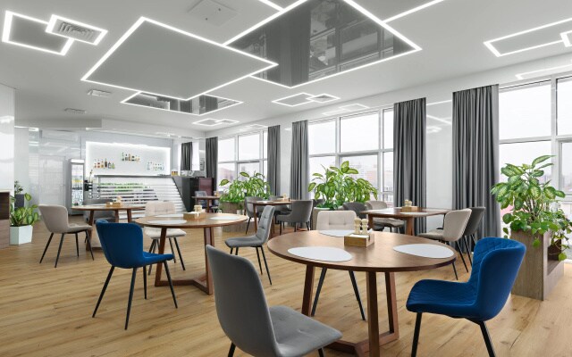 Отель Параллель Parallel Congress by Stellar Hotels