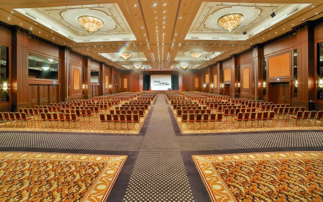 Grand Cevahir Hotel & Convention Center