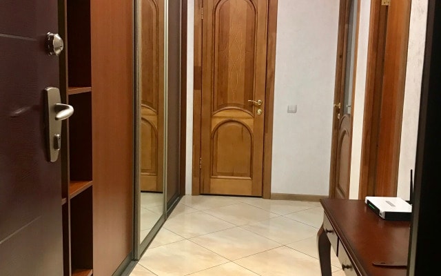 V Samom Tsentre Kaliningrada Flat