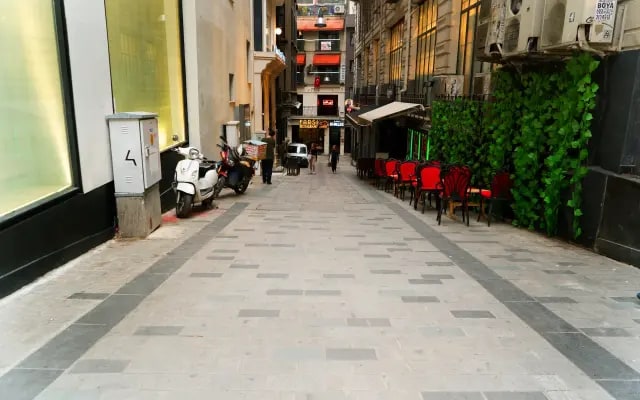 Отель Taksim Yazici Residence