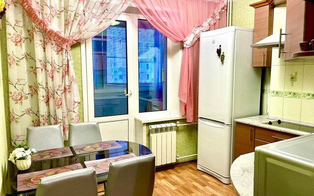 Апартаменты MARS Hotel Малахова 97