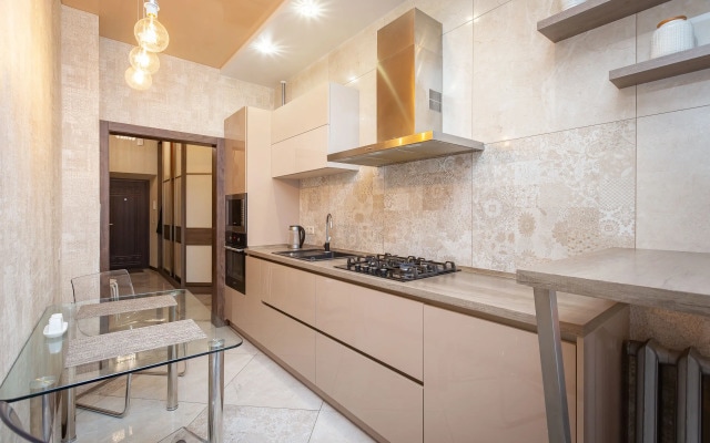 Апартаменты Ladgorna на Независимости 39