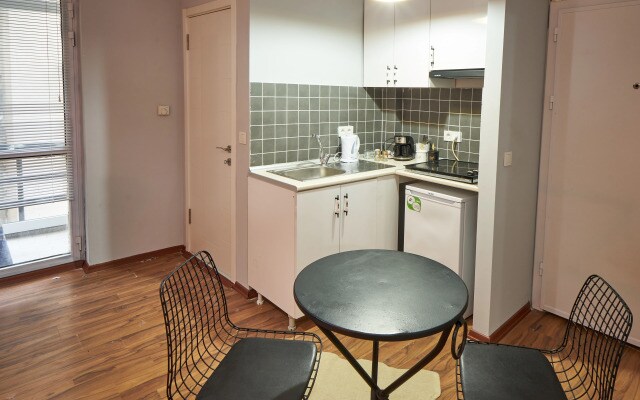 Квартира Entrance floor 2 bedrooms at Taksim