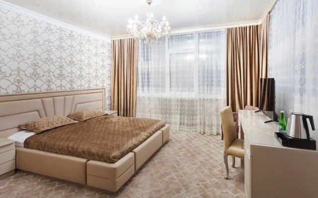 Отель Акрополь