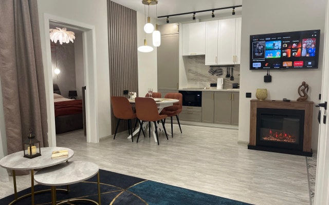 Квартира Парадайз LUX с камином в центре