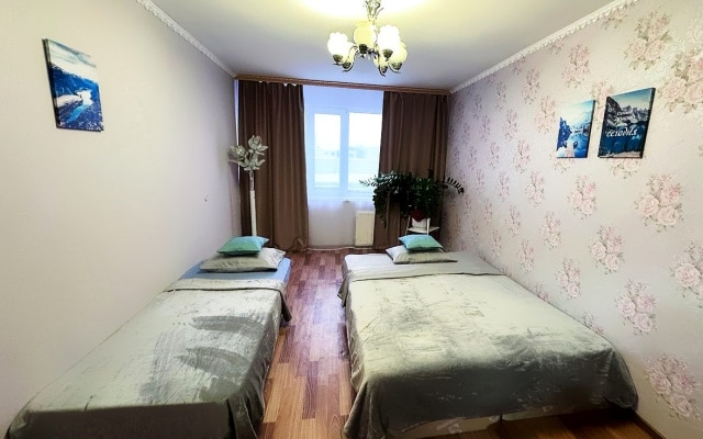 Квартира Дом 89 2комн в Мирном 2/4