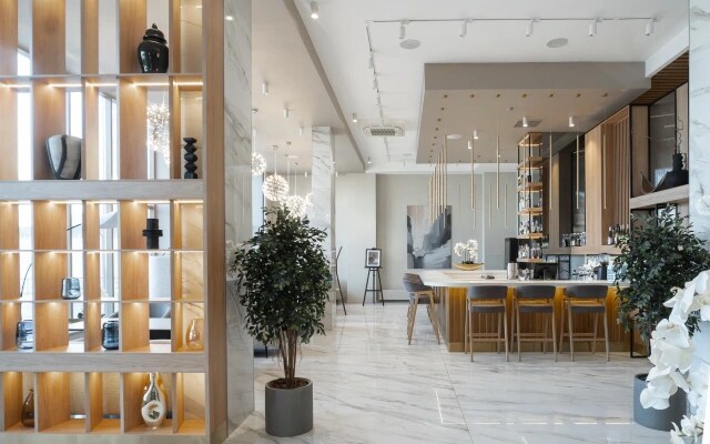 Отель Aura CityHotel