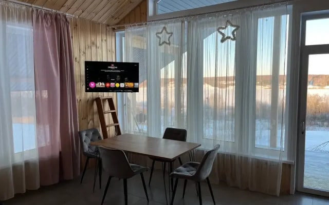 Частный дом уютный у реки