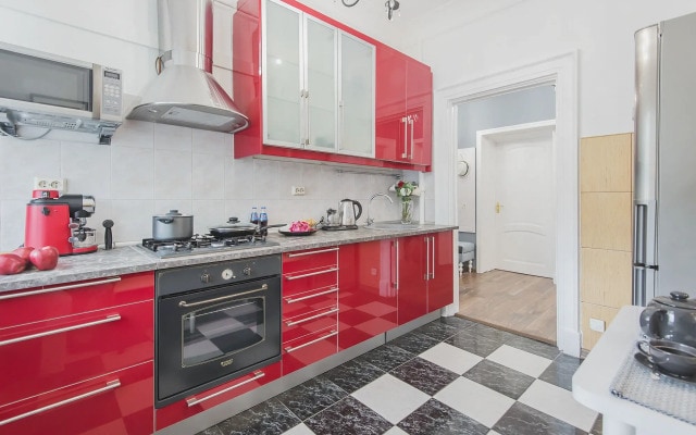 Квартира GM Apartments Просторная Четверка на Патриарших