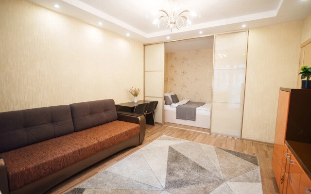 Квартира Inndays Apartments на Староникитская 105б (2)
