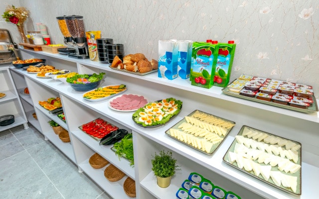 Golden Bazaar Hotel