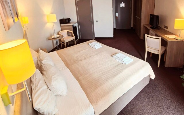 Апартаменты студия с балконом №428