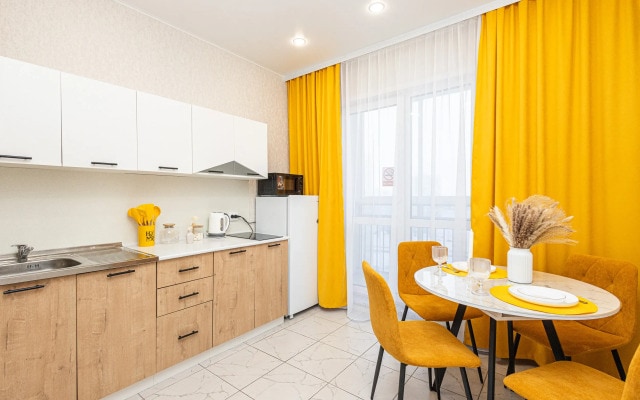 Квартира Сибирь House в новом доме рядом с теннисным кортом и парком