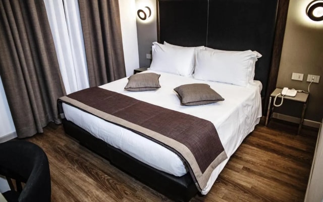 Al Manthia Hotel