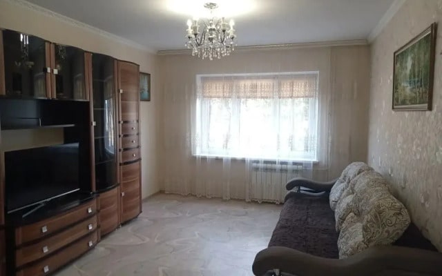 Квартира Двухкомнатная на левом берегу