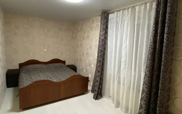 Апартаменты на Раевского 10