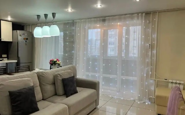 Квартира Izh Apartments с Панорамной Лоджией
