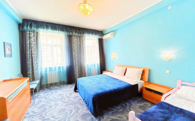 3komn Kvartira V Samom Tsentre Apartments
