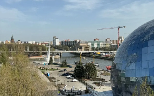 Квартира Евродвушка с видом на Музей мирового океана на Баграмяна, 4