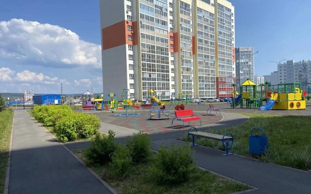 Квартира Сибирь House в новом доме рядом с теннисным кортом и парком