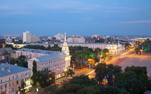 AZIMUT Сити Отель Воронеж 4*