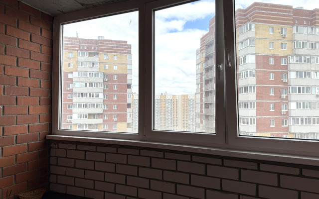 Сакура рядом ТЦ Кристалл