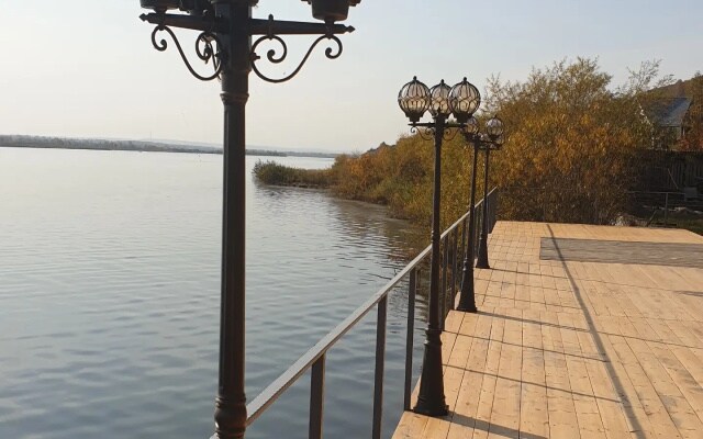 Александровский двор