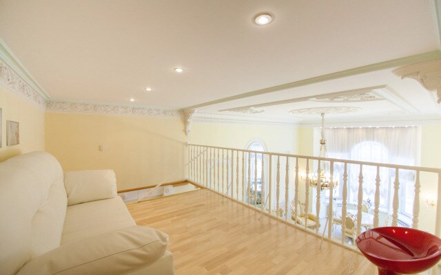 Bolshaya Konyushennaya 3 Apartment