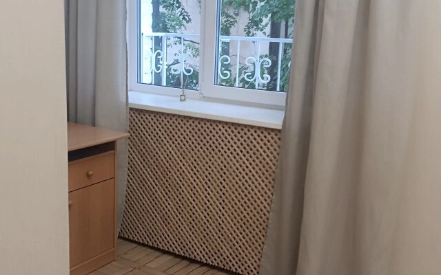 Квартира 3-ех комнатная в 5-тм минутах пешком от метро
