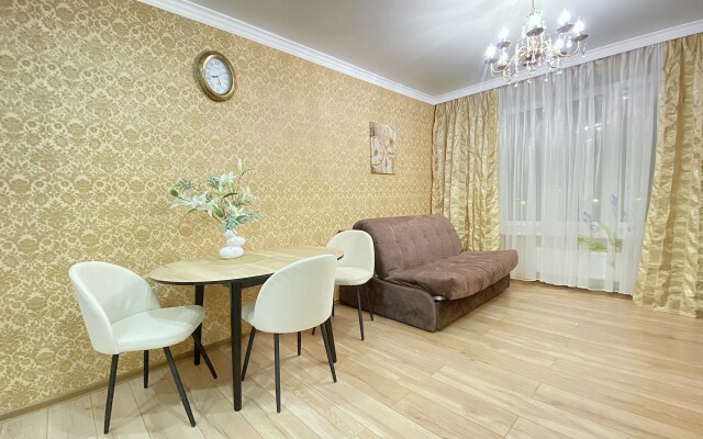 Квартира в 15 микрорайоне 42