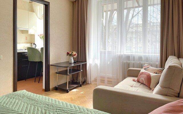 Уютная квартира на Бродвее с балконом