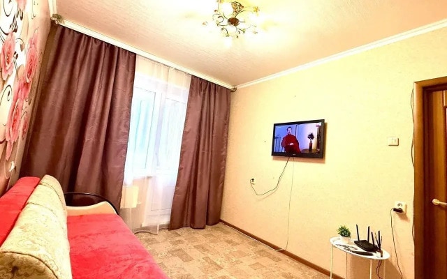 Квартира на Проспекте Созидателей 80 (80)
