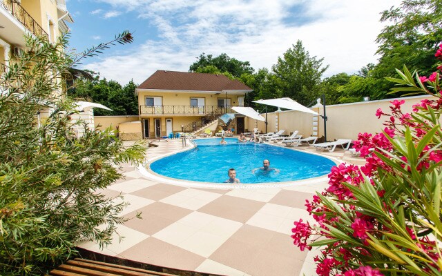 Гостевой Дом Amfora Family Resort ALL