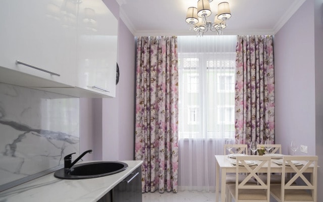 Апартаменты Red Apartments Арт Лайт Сити Молисон