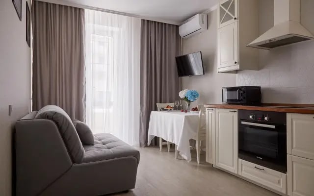 Квартира с бассейном для 4 гостей