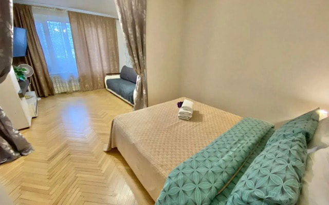 Квартира GoldApart на переулке 6-й Монетчиковский 15/17