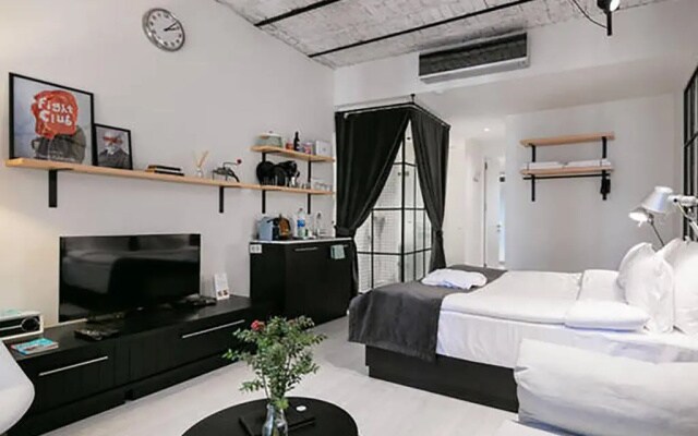 Отель Magnova Studios