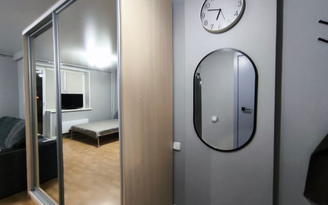 Квартира студия на Бейвеля 56