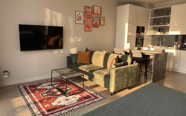 Cozy Aparts Neva 37
