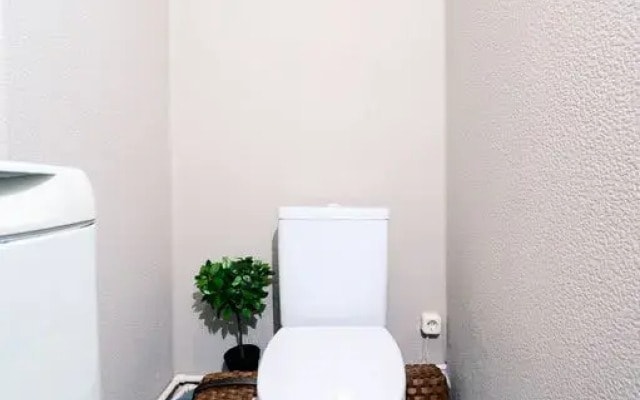 Квартира на улице Добролюбова 1