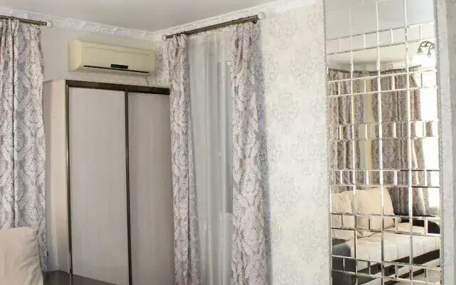 Квартира на улице Карпова 1