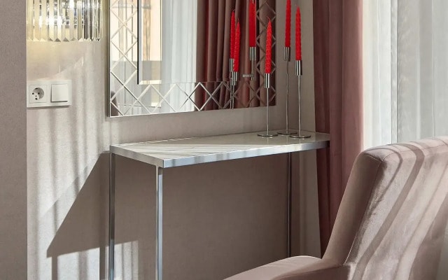 Квартира на Улице Декабристов 37б