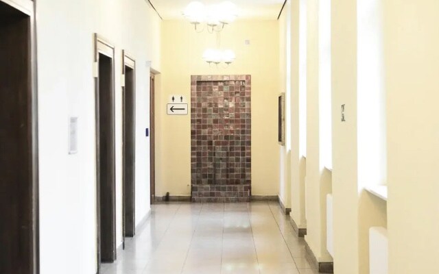 Отель Heaven Vip Airport