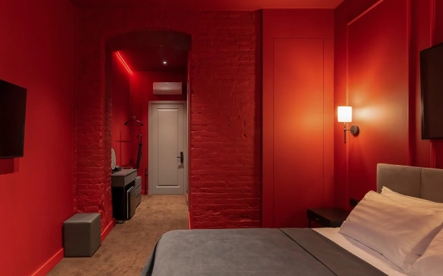 Апартаменты Red room в NikolaevBuilding
