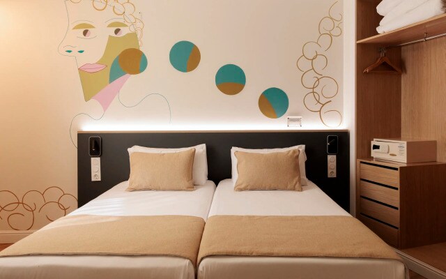 Blume Cruz Suites